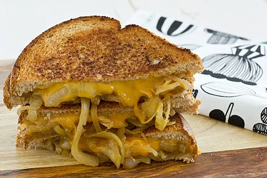 Grilled Cheese & Onion. Photo from http://ohmyveggies.com/